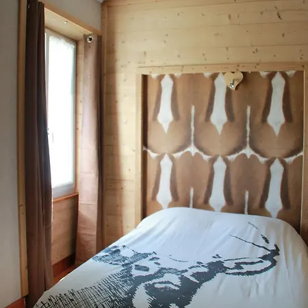 Chalet Les Granges Holiday home *